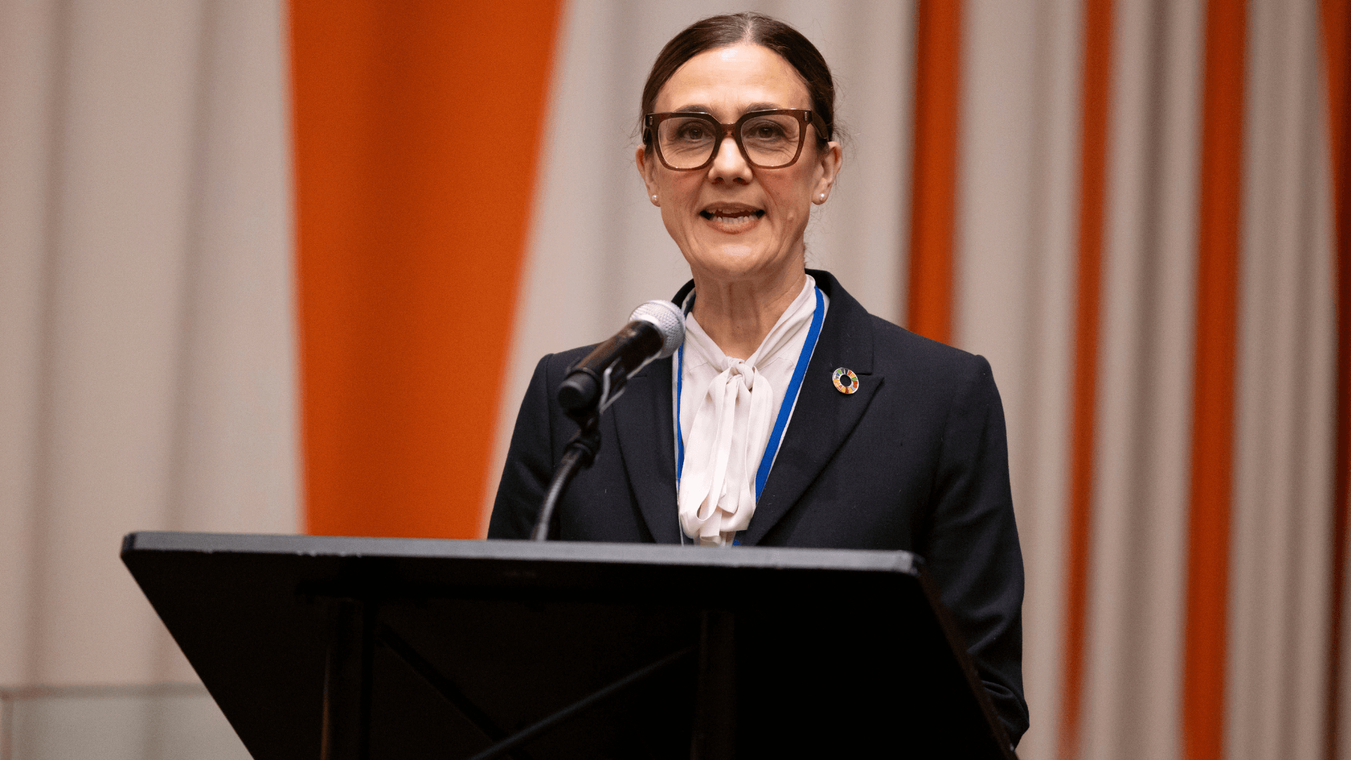 Paula Guillet de Monthoux, Generalsekreterare World Childhood Foundation